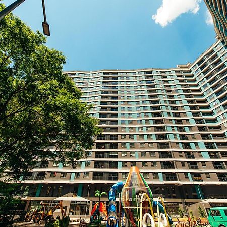 Appartamento Luxury Oasis Flat Chişinău Esterno foto