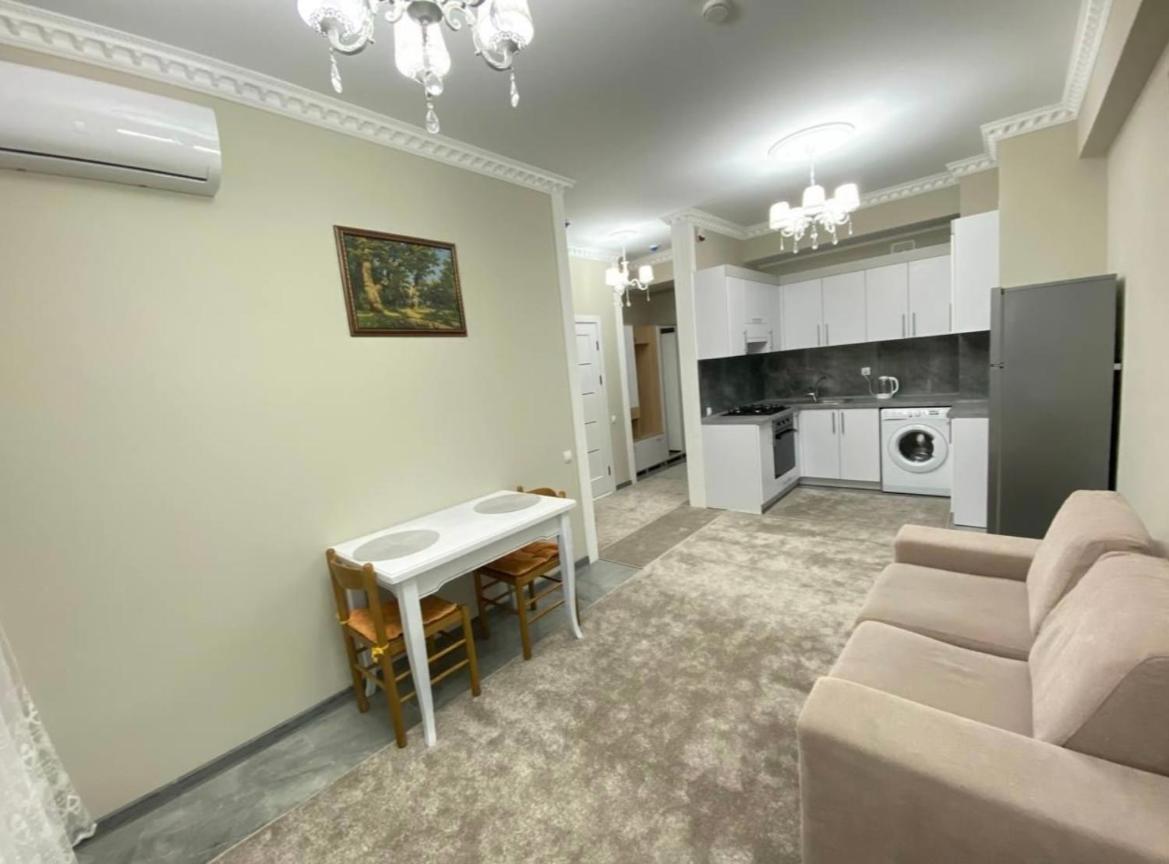 Appartamento Luxury Oasis Flat Chişinău Esterno foto