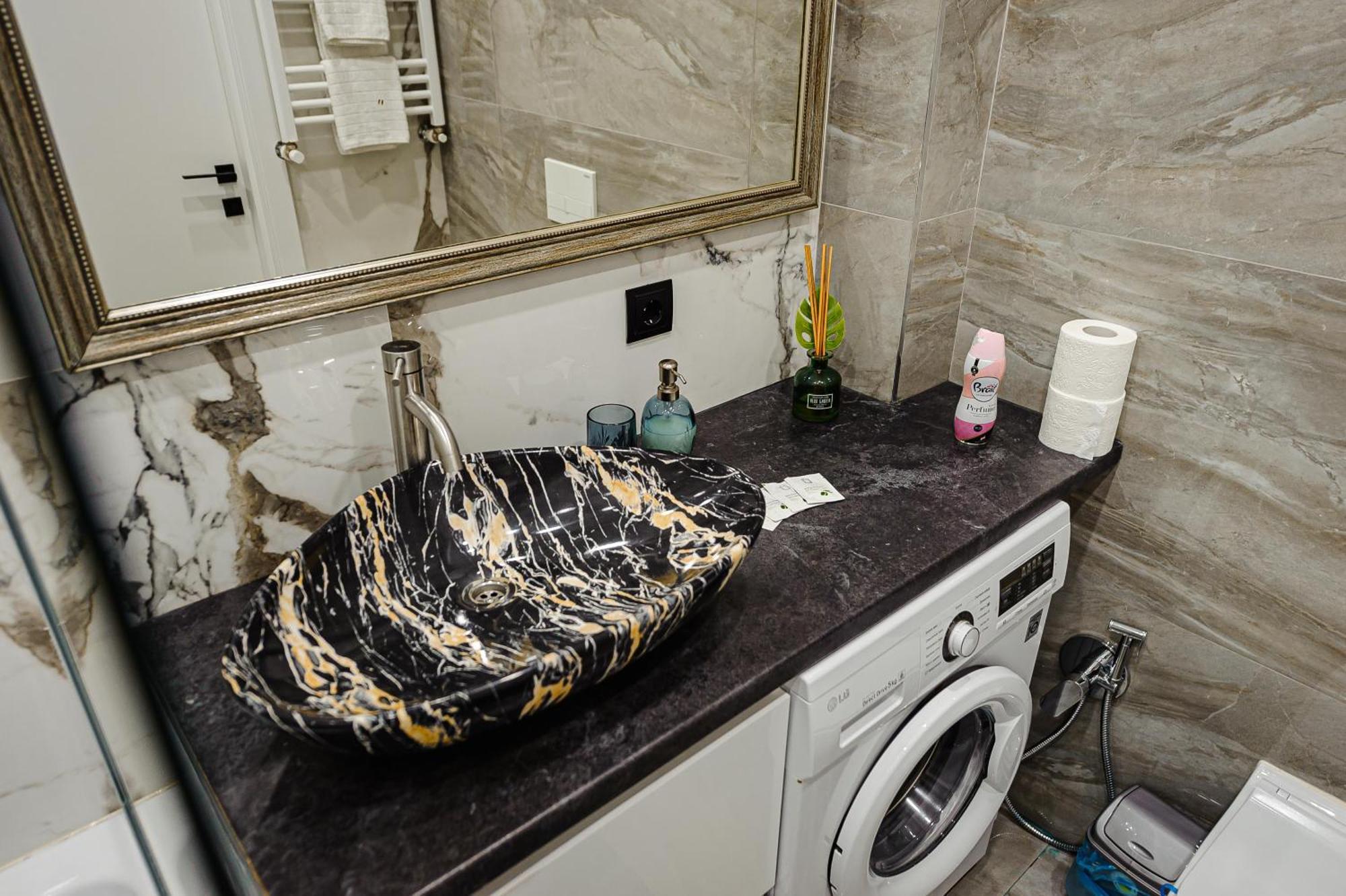 Appartamento Luxury Oasis Flat Chişinău Esterno foto